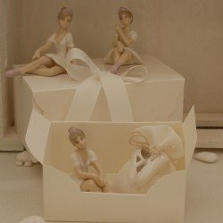 Ballerina media di porcellana 3 modelli assortiti confezionata con scatola e sacchetto confetti con scarpette da ballo